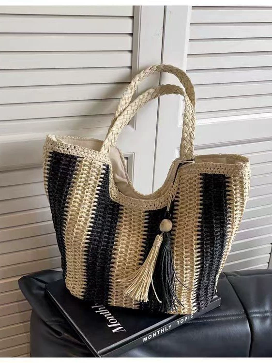 El bolso trenzado con asa tejida | Ligero y fácil de combinar para el día a día