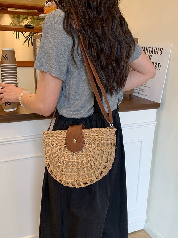 Bolso cruzado de paja de papel minimalista | Bolso de silla de montar Artisanstraw hueco tejido