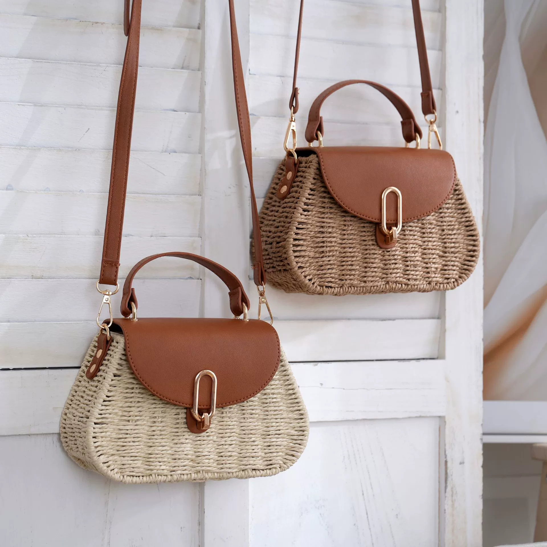 Bolso cruzado mini satchel de papel tejido, cartera con asa superior con solapa y cierre metálico minimalista urbano, pequeño bolso de mano ovalado para el día a día primavera 2026