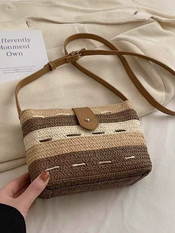 Bolso cruzado de paja a rayas con bloques de color, estilo urbano minimalista con correa ajustable, bolso de hombro pequeño tejido, bolso diario primavera 2024 en blanco roto, verde claro, marrón oscuro