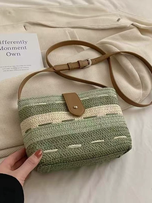 Bolso cruzado de paja a rayas con bloques de color, estilo urbano minimalista con correa ajustable, bolso de hombro pequeño tejido, bolso diario primavera 2024 en blanco roto, verde claro, marrón oscuro